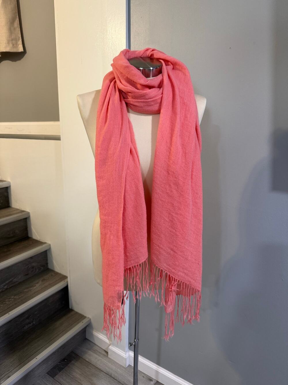 Amicale 100% Cashmere Scarf Coral Pink Fringed Lightweight Luxury Wrap
